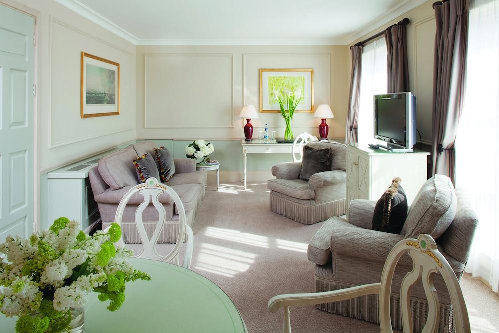 The Merrion Hotel Дублин Экстерьер фото