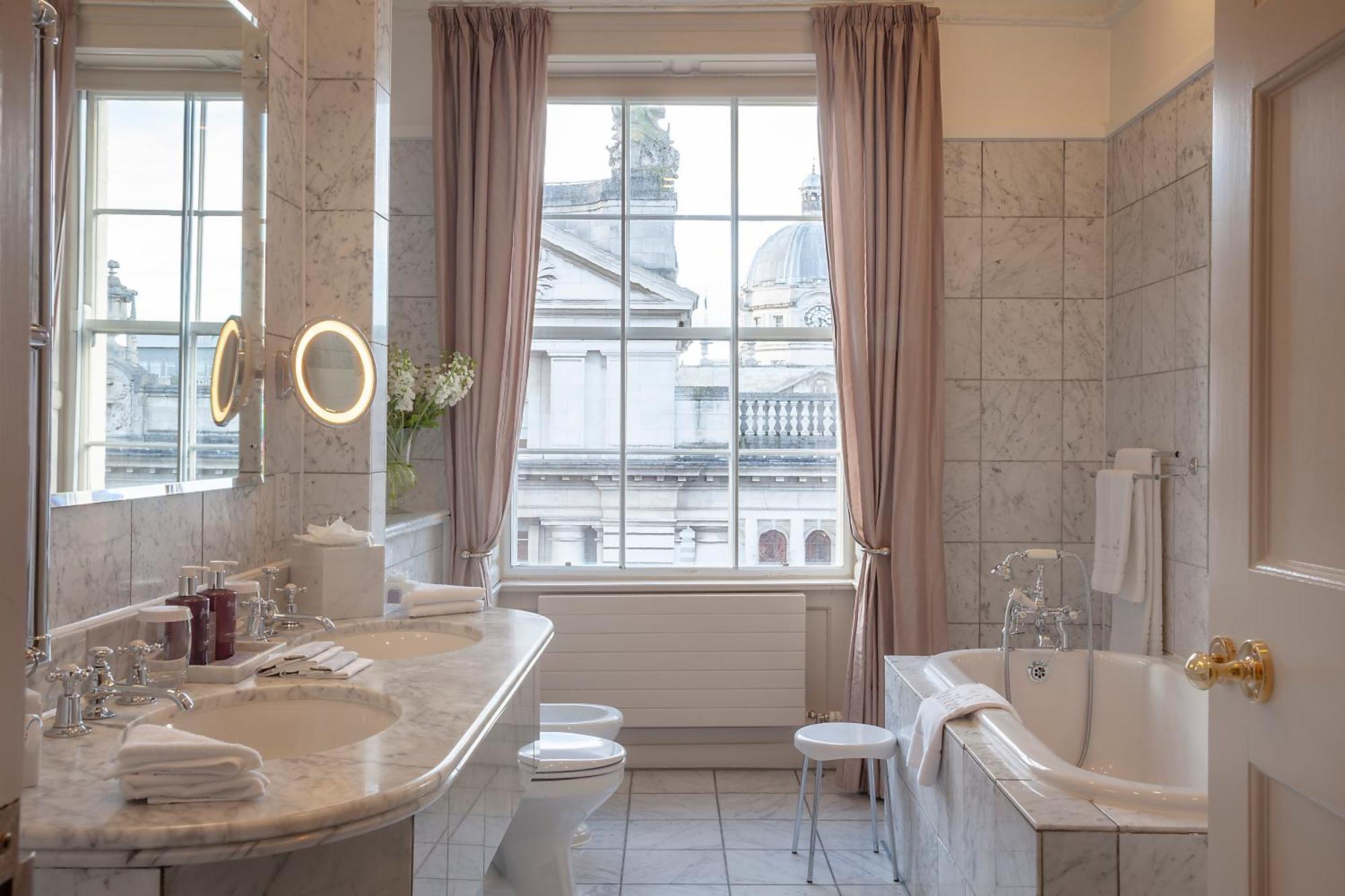 The Merrion Hotel Дублин Экстерьер фото